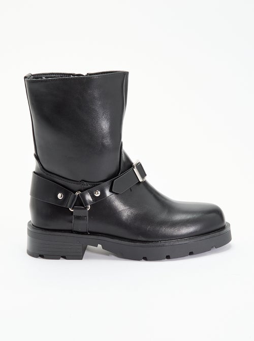 Botines de efecto charol con tiras decorativas - Kiabi