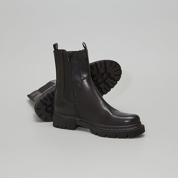 Botines chelsea tipo militar de color negro con suela gruesa para mujer  SERPUJOV