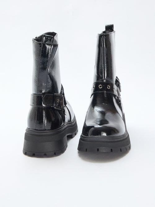 Botines estilo motero en charol liso - Kiabi