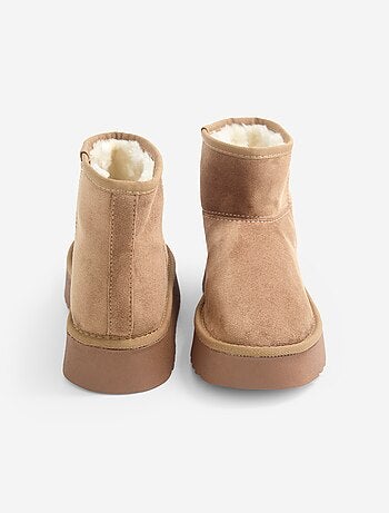 Botines forrados con suela de cuña