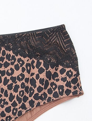 Braga alta con estampado de leopardo