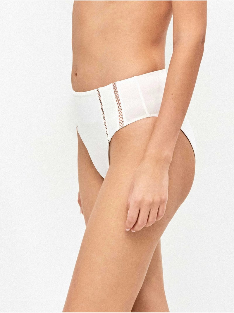Braga bikini alta con detalles calados en laterales Marfil - Kiabi