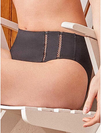 Braga bikini alta con detalles calados en laterales