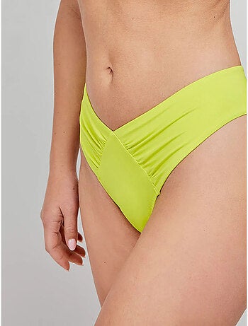 Braga bikini brasileña corte en v con fruncidos en laterales