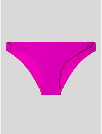 Braga bikini clásica con cruce de tejido en laterales