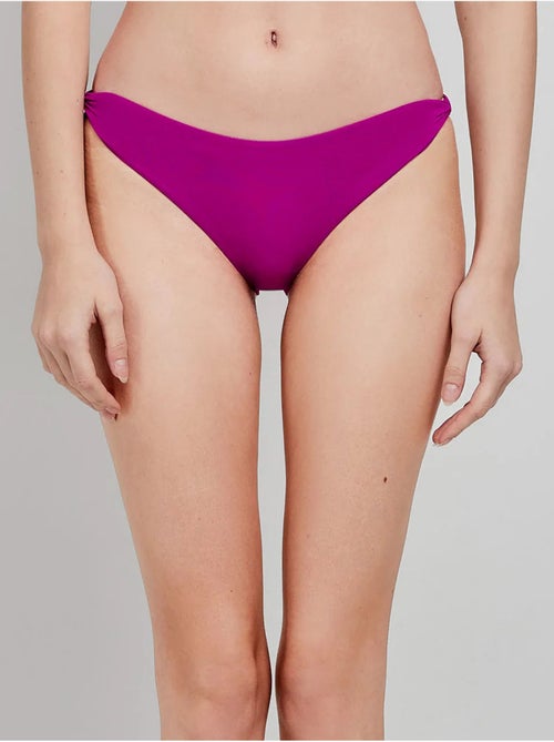 Braga bikini clásica con cruce de tejido en laterales - Kiabi Braga bikini clásica con cruce de tejido en laterales - Kiabi