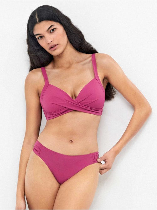 Braga bikini clásica con frunces laterales - Kiabi Braga bikini clásica con frunces laterales - Kiabi