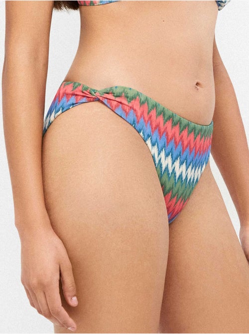 Braga bikini clásica en tejido zig zag con lurex - Kiabi Braga bikini clásica en tejido zig zag con lurex - Kiabi