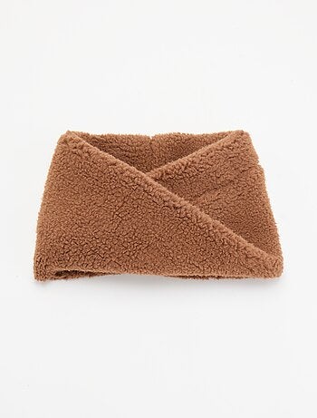Braga de cuello efecto borreguito