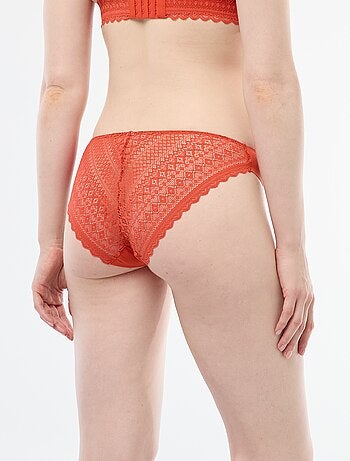 Braguita de microfibra y encaje