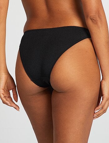 Braguita de bikini básica