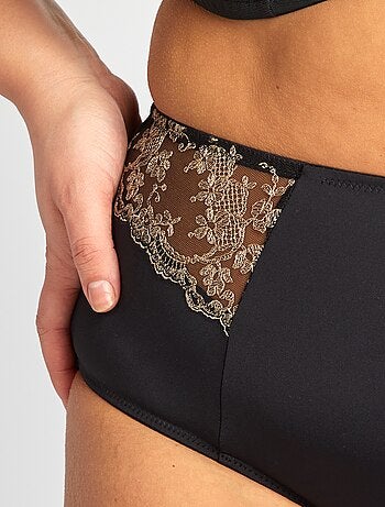 Braguita de microfibra con bordados