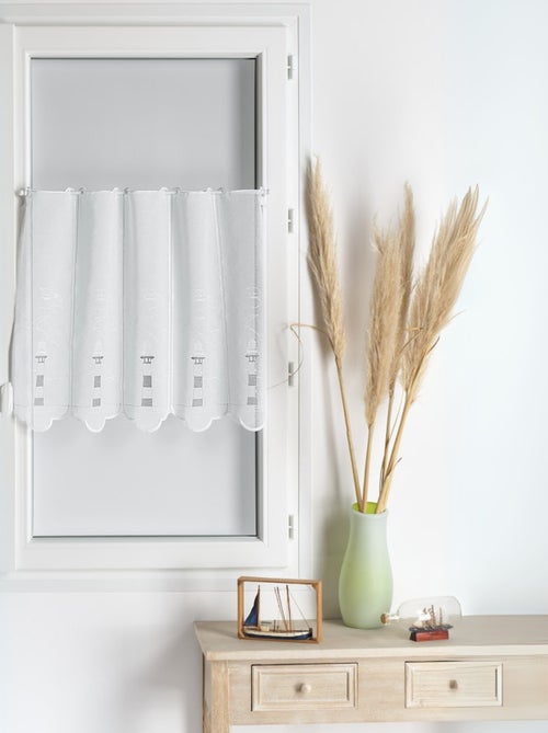 Brise Bise bordado con diseño de faro - Kiabi Brise Bise bordado con diseño de faro - Kiabi