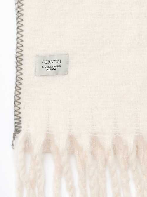 Bufanda grande suave con flecos - Kiabi