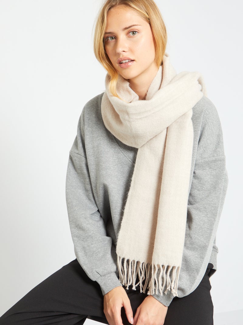 Bufanda lisa grande con flecos BEIGE - Kiabi
