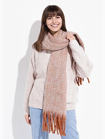 Bufanda suave con flecos en contraste