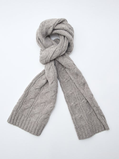 Bufanda trenzada lisa - Kiabi