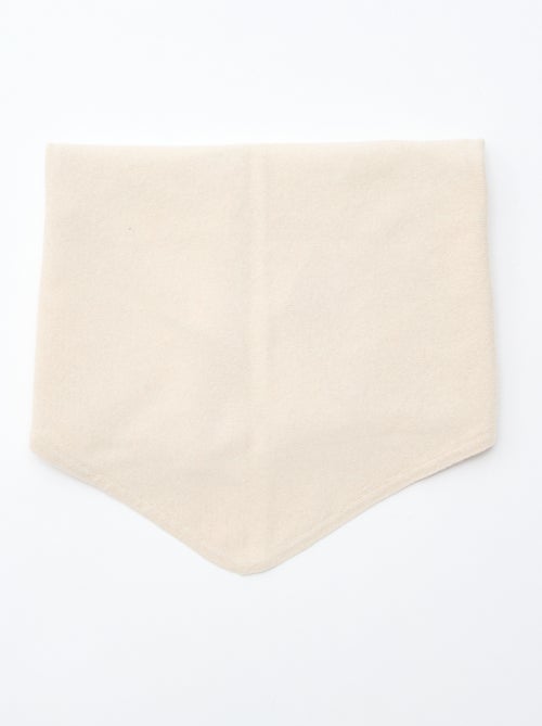 Bufanda triangular de malla - Kiabi