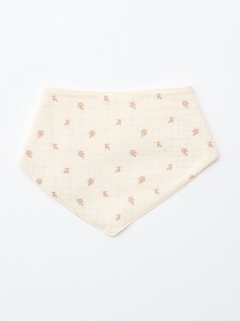 CAJA REGALO chaleco + pantalón + calcetines + gorro + babero Blanco - Kiabi