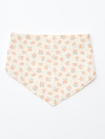 CAJA REGALO sujetador + pantalón + calcetines + gorro + babero