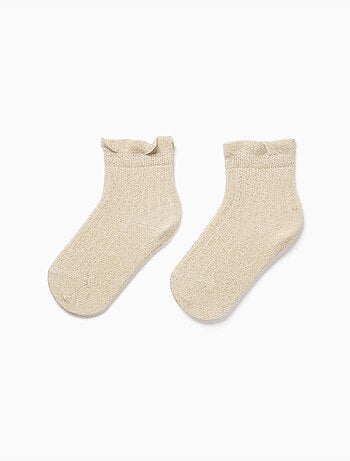 Calcetines acanalados con lurex y volantes