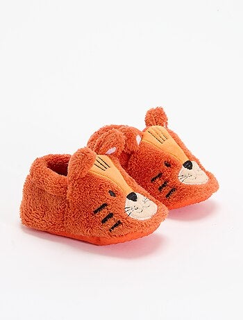 Cálidas zapatillas de animales