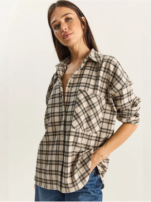 Camisa a cuadros de manga larga extragrande con bolsillo lucci - Kiabi Camisa a cuadros de manga larga extragrande con bolsillo lucci - Kiabi