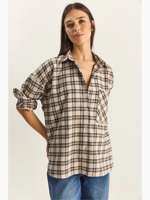 Camisa a cuadros de manga larga extragrande con bolsillo lucci - Kiabi Camisa a cuadros de manga larga extragrande con bolsillo lucci - Kiabi