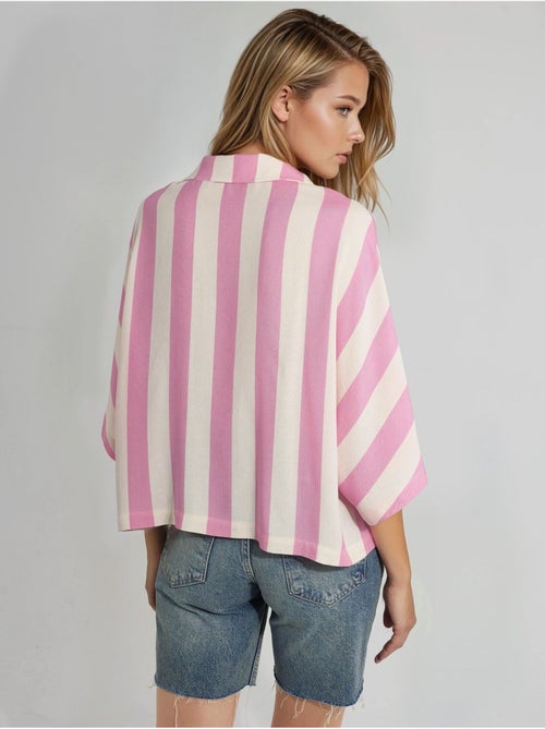 Camisa a rayas de corte relajado con botones busem - Kiabi Camisa a rayas de corte relajado con botones busem - Kiabi