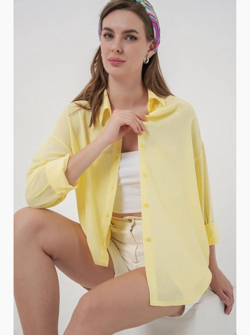 Camisa abotonada con cuello de camisa bdart - Kiabi Camisa abotonada con cuello de camisa bdart - Kiabi