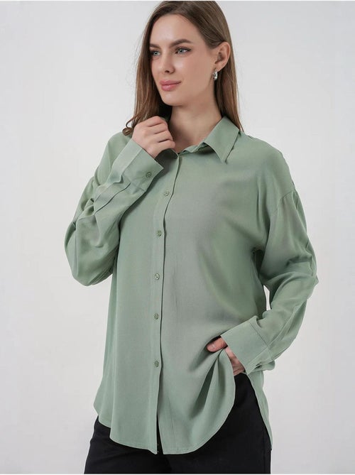 Camisa abotonada con cuello de camisa bdart - Kiabi Camisa abotonada con cuello de camisa bdart - Kiabi
