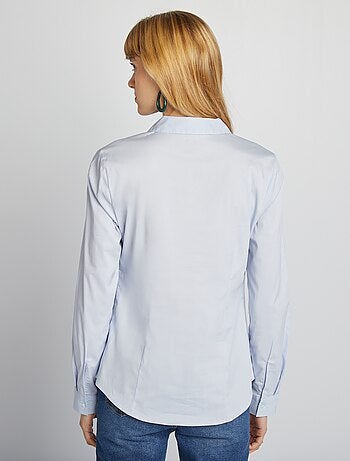 Camisa ajustada con cuello italiano