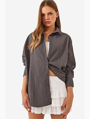 Camisa básica arrugada extragrande con hombros descubiertos lucci