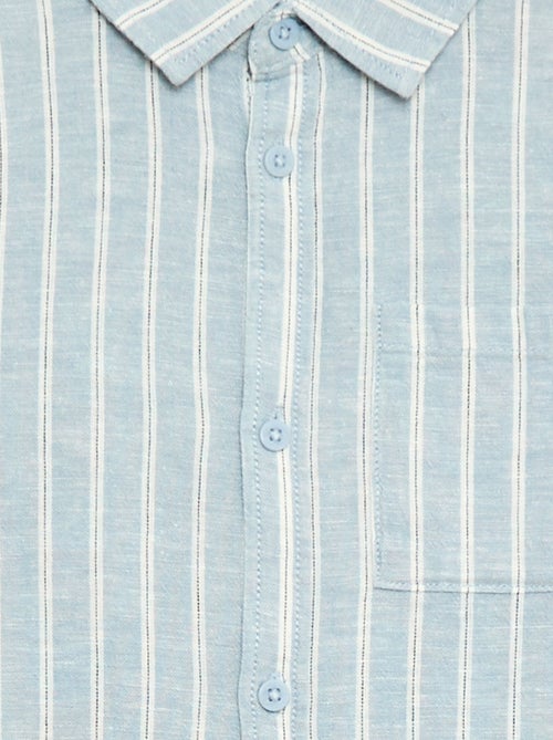 Camisa con bolsillo y mangas remangables - Kiabi