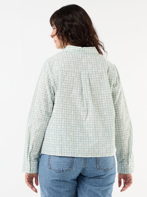 Camisa con bordado inglés y detalles ondulados - Kiabi