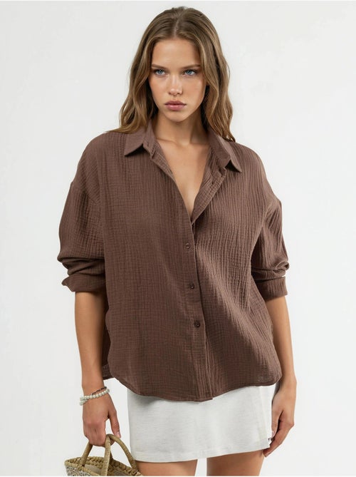 Camisa con botones de algodón texturizado busem - Kiabi Camisa con botones de algodón texturizado busem - Kiabi