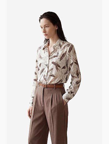 Camisa con botones y estampado tropical de mi moda my fashion