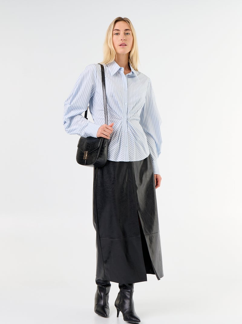 Camisa con corte fantasía ajustado en la parte delantera Azul - Kiabi