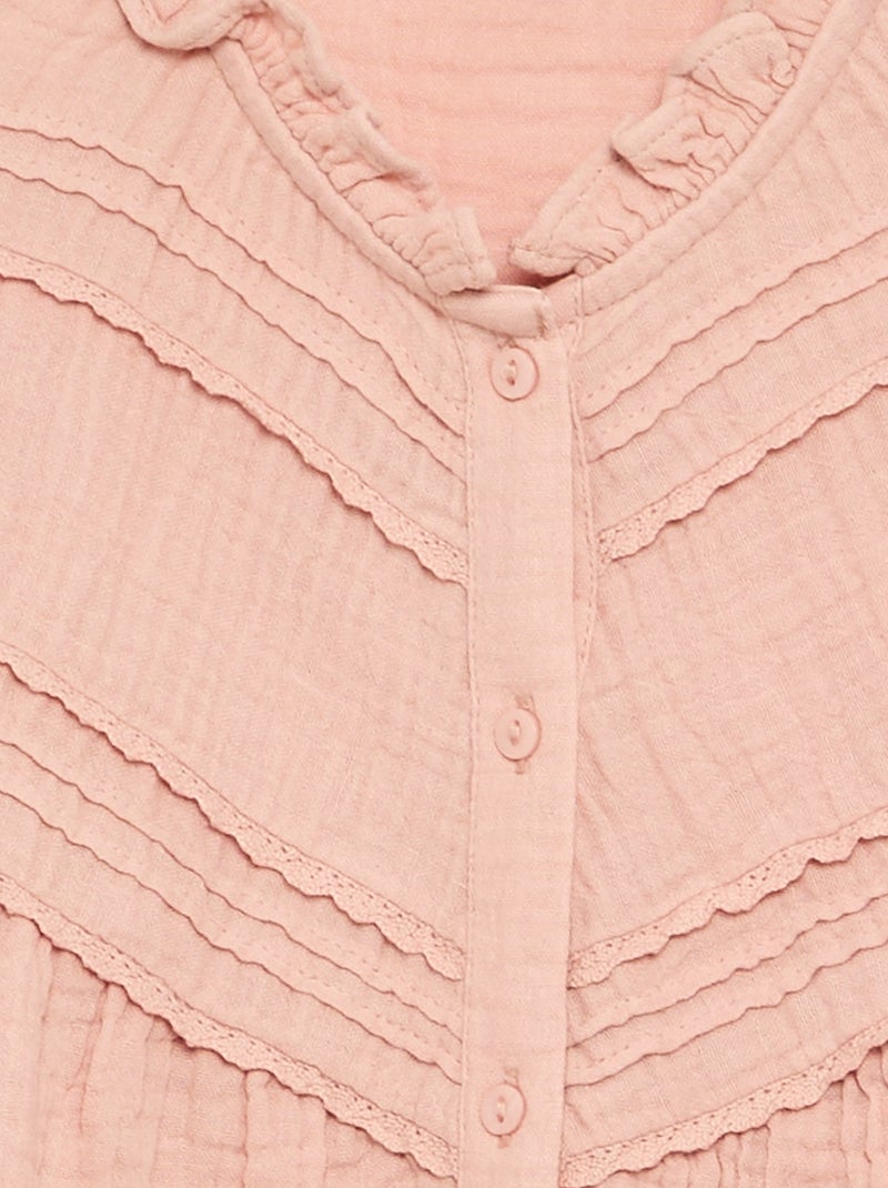 Camisa con cuello con volantes y bordados Rosa - Kiabi