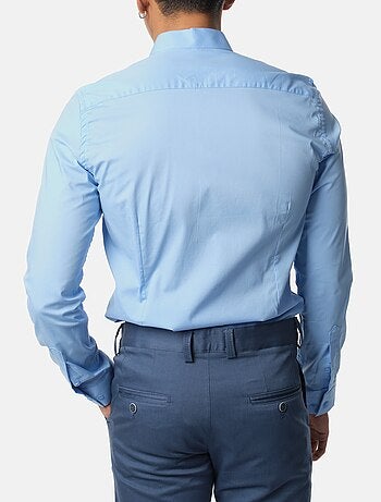 Camisa con cuello invertido