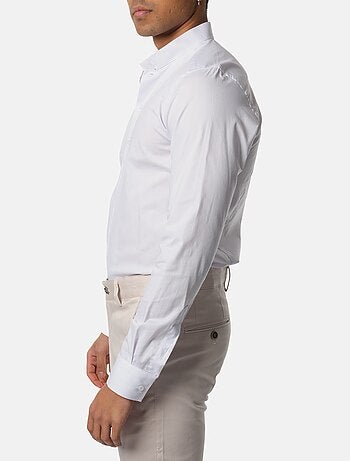 Camisa con cuello invertido