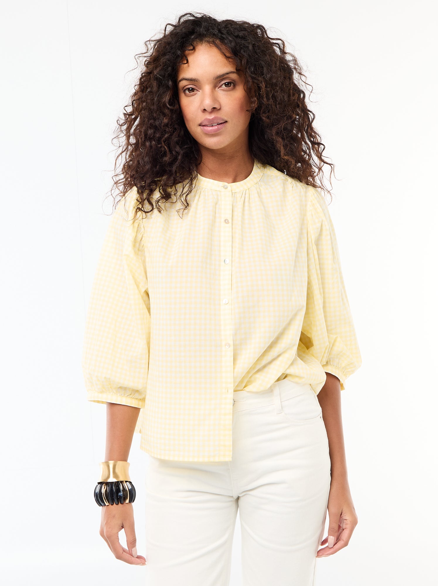 Camisa con cuello mao y mangas 3/4