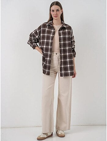 Camisa con doble bolsillo y estampado a cuadros bdart
