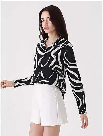 Camisa con estampado gráfico bdart