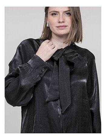 Camisa con lazada ORNELLA