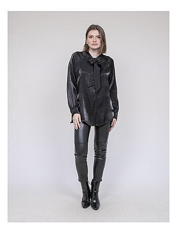 Camisa con lazada ORNELLA