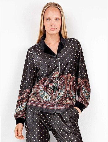 Camisa con lunares y diseño oriental de terciopelo