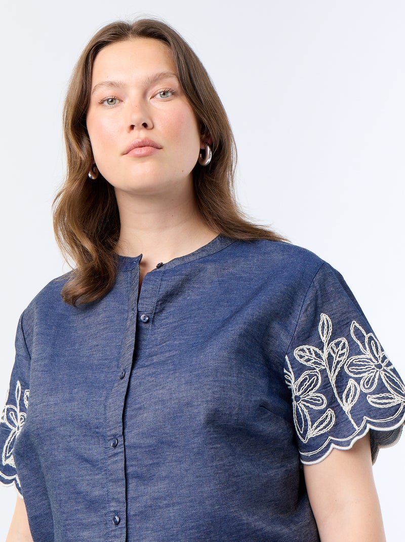 Camisa con mangas bordadas Azul - Kiabi