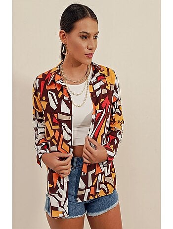 Camisa con motivos gráficos