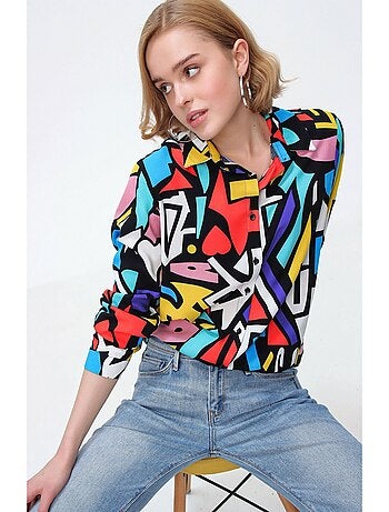 Camisa con motivos gráficos